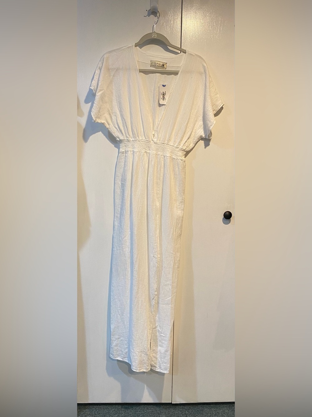 Sea spice Lightweight White Women’s Swim Coverup Maxi